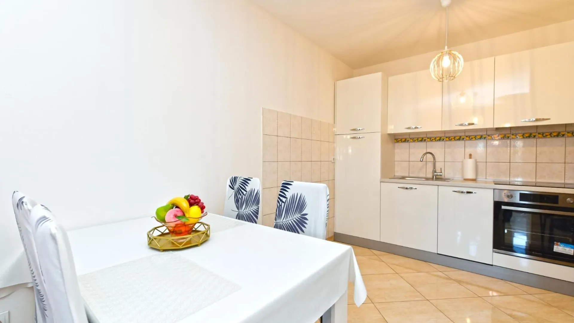 Apartment Liznjan 2285